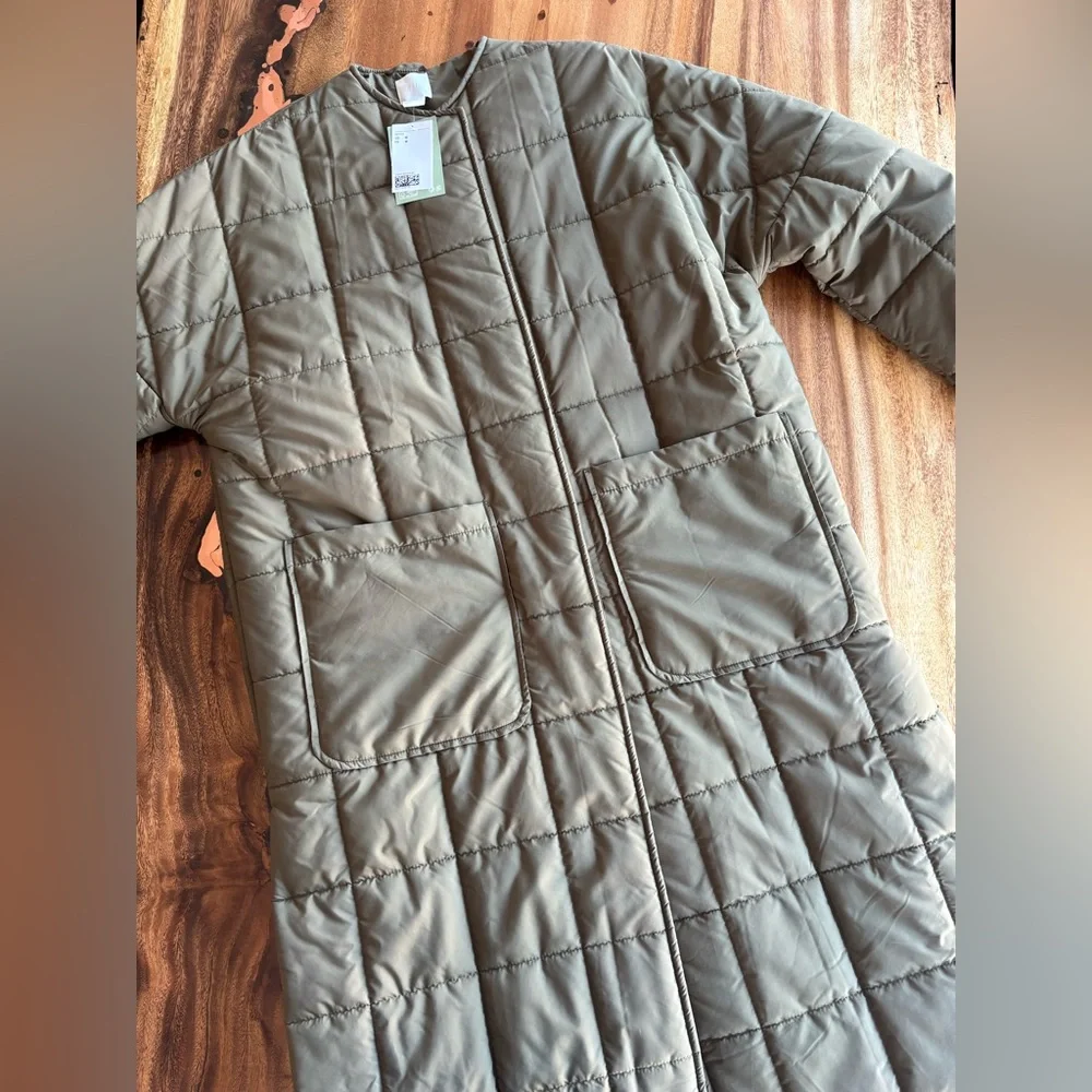 Long Quilted Jacket - Picture 5 of 5